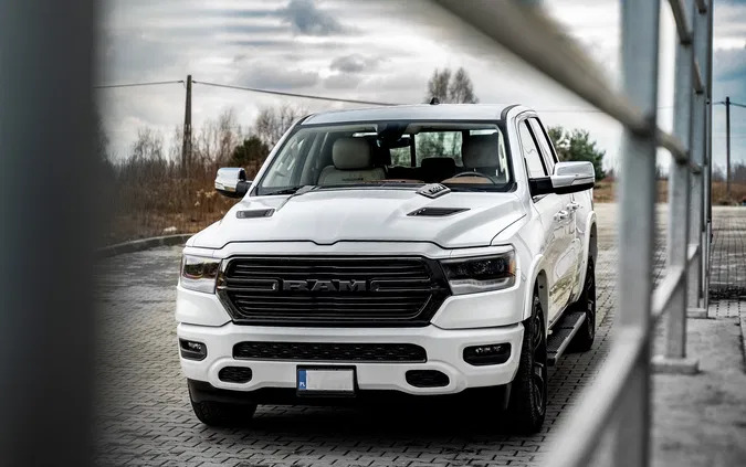 ropczyce Dodge RAM cena 177999 przebieg: 104431, rok produkcji 2020 z Ropczyce